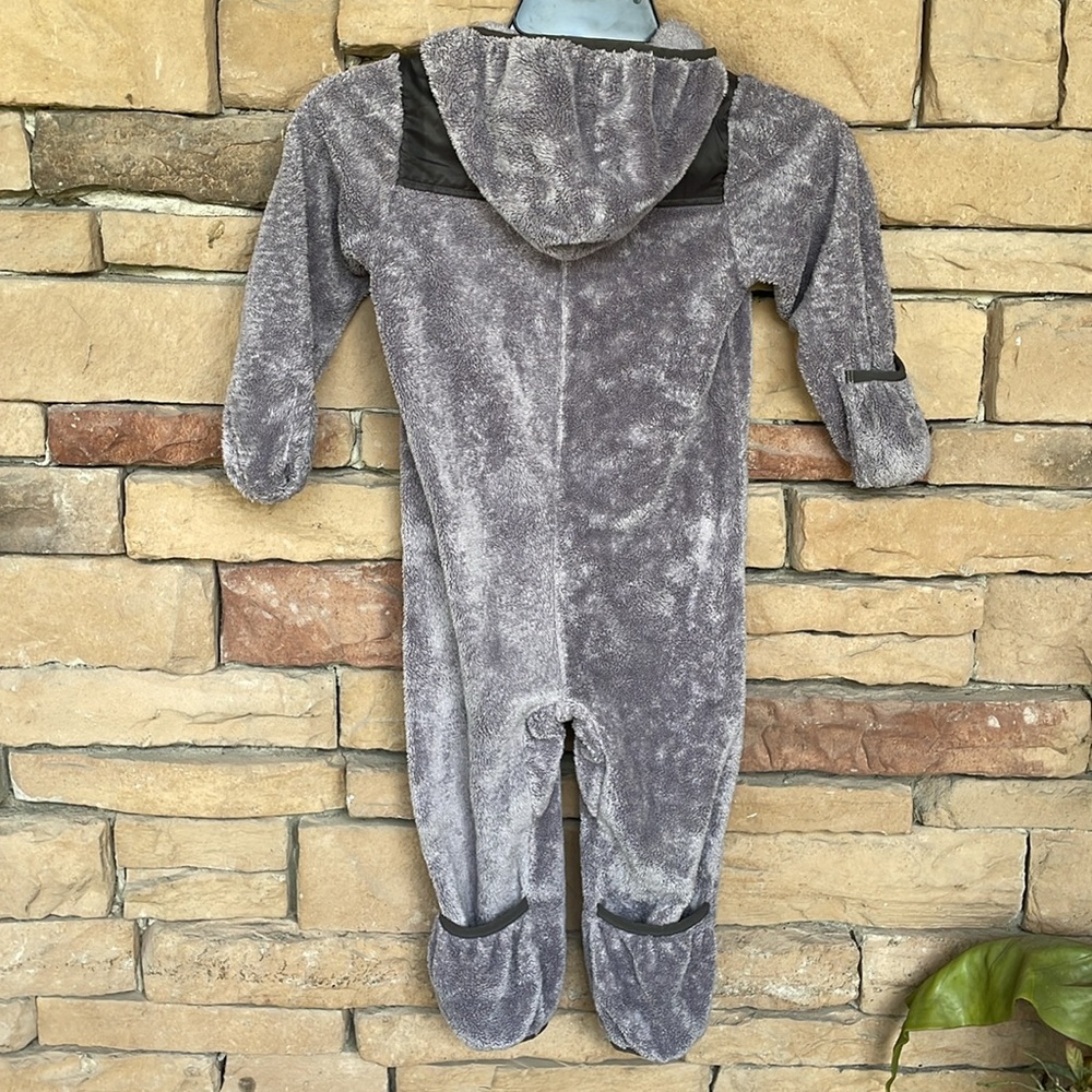 The North Face Infant Suit with hood size 28-24 months - Picture 7 of 7